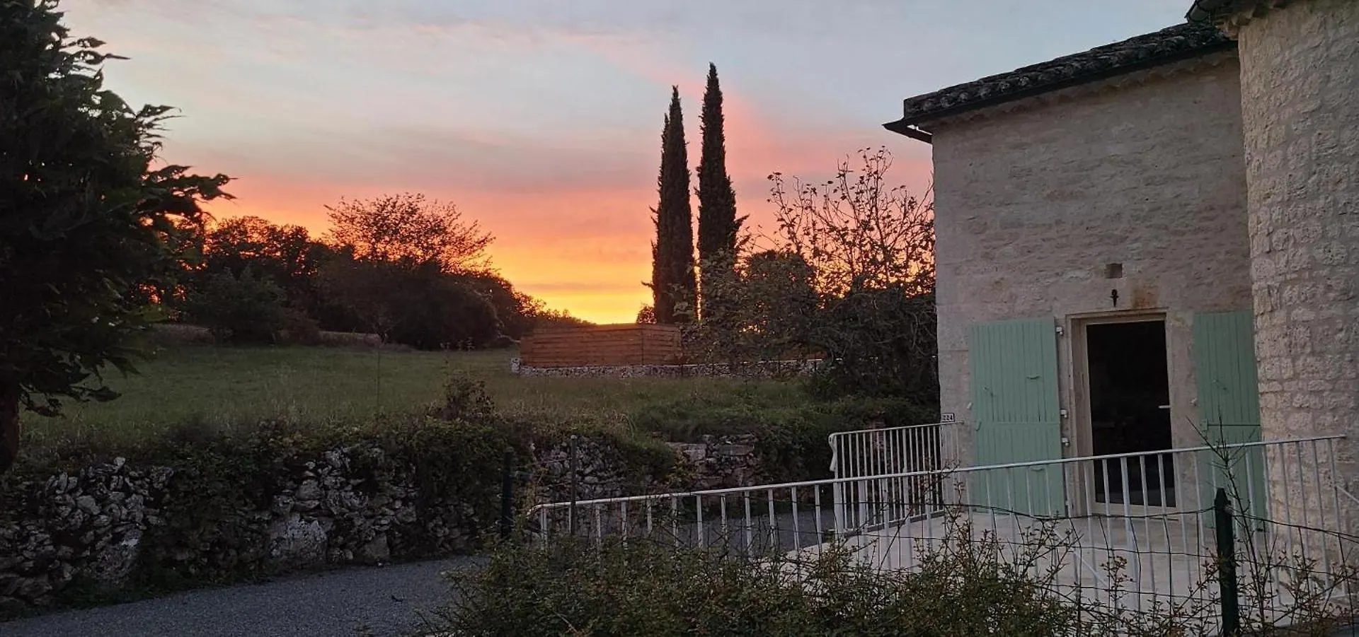 Petit Gite De Calvet Sainte-Croix  Lägenhet Sainte-Croix (Lot)